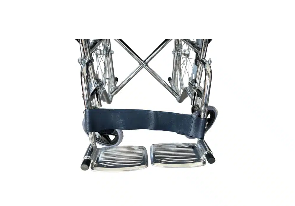 Fauteuil roulant adulte avec reposes pieds démontables