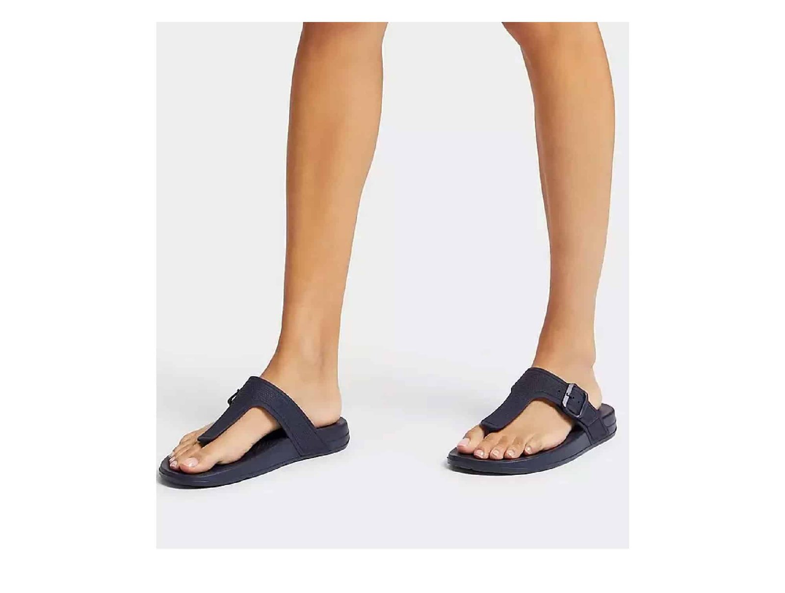 Tong en cuir Trakk II bleu marine