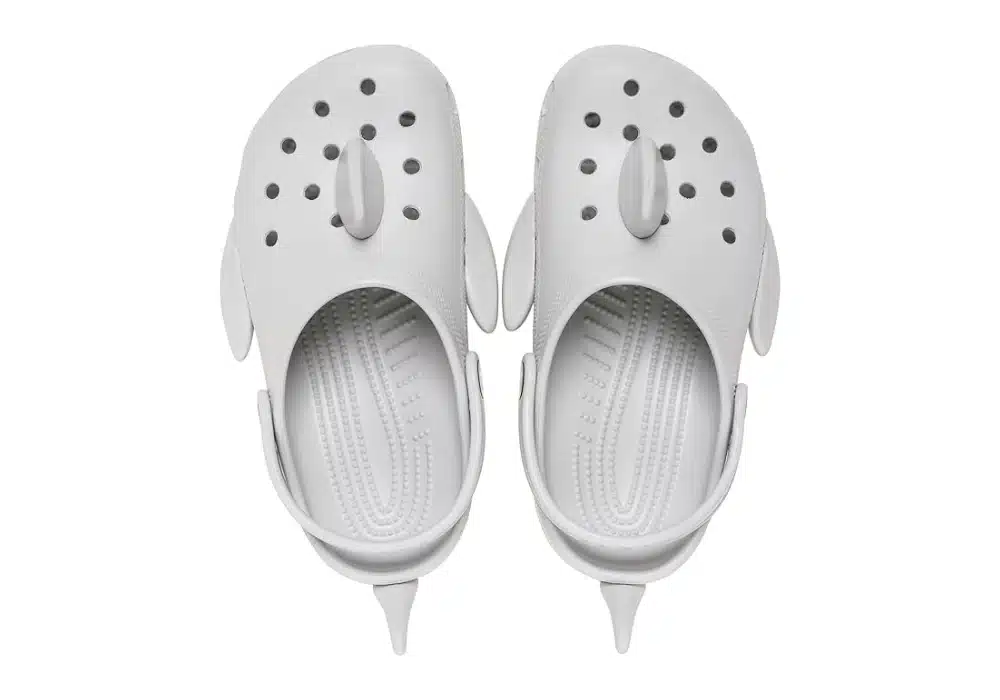 Sabot Crocs Classic IAM Shark T Gris