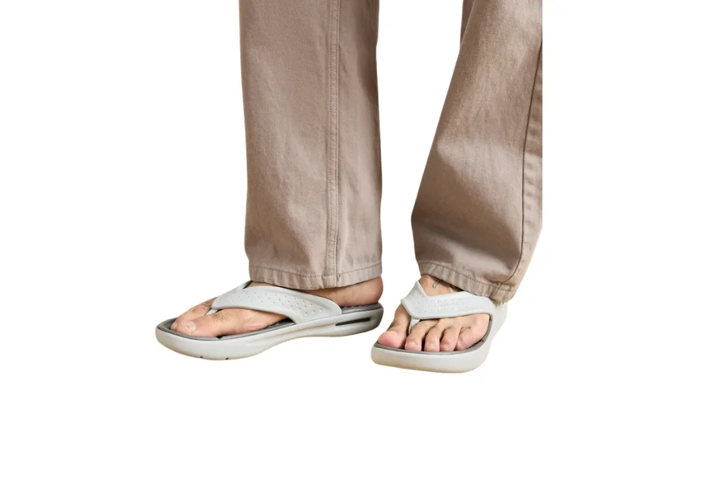 Sandales Crocs InMotion Flip Gris